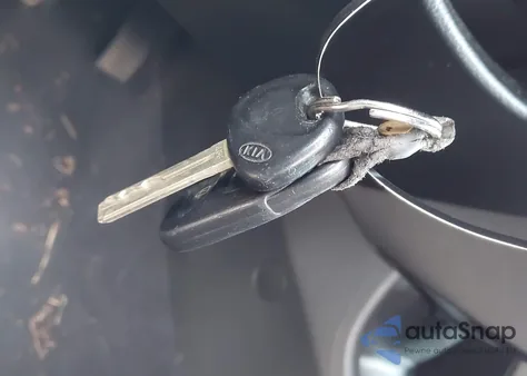 2011 Kia Sorento Lx V6 from USA, damaged, VIN 5XYKTDA20BG123365